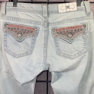 Miss Me denim capris. Size 29 💞